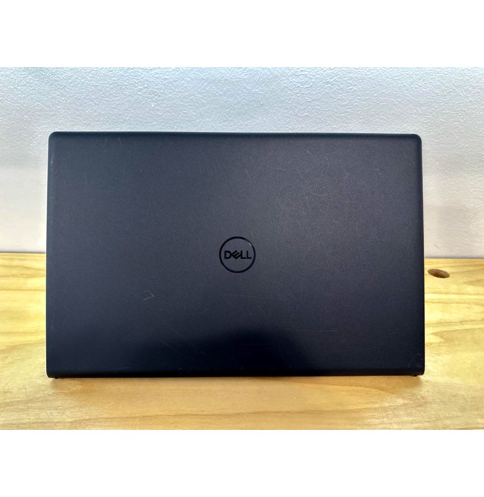 DELL Inspiron 3520